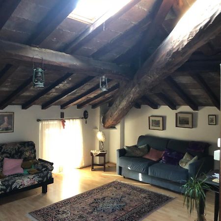 Ampio E Luminoso Appartamento A 2 Passi Da Pavia Cava Manara Extérieur photo